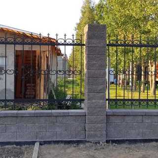 Кованный металлический забор для своего дома